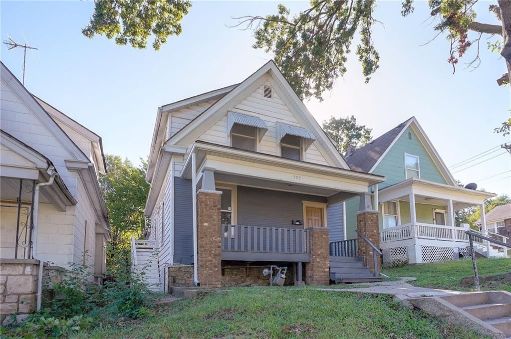 Photo 31 of 35 - 203 N Thorpe Street