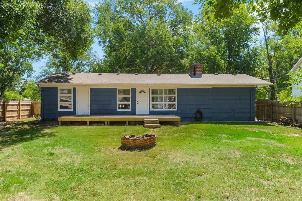 1202 S Willow Street — photo 17