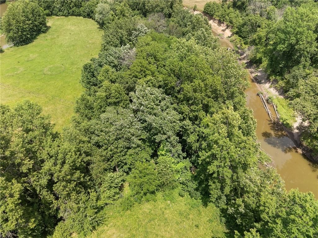 40000 E Gunn City Road — photo 92