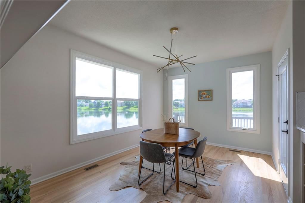 129 SE Chelsea Drive — photo 7