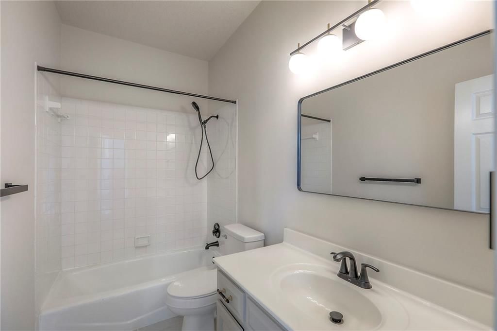 129 SE Chelsea Drive — photo 25