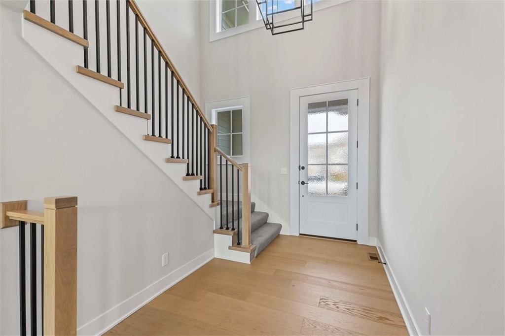 8008 Round Prairie Street — photo 6