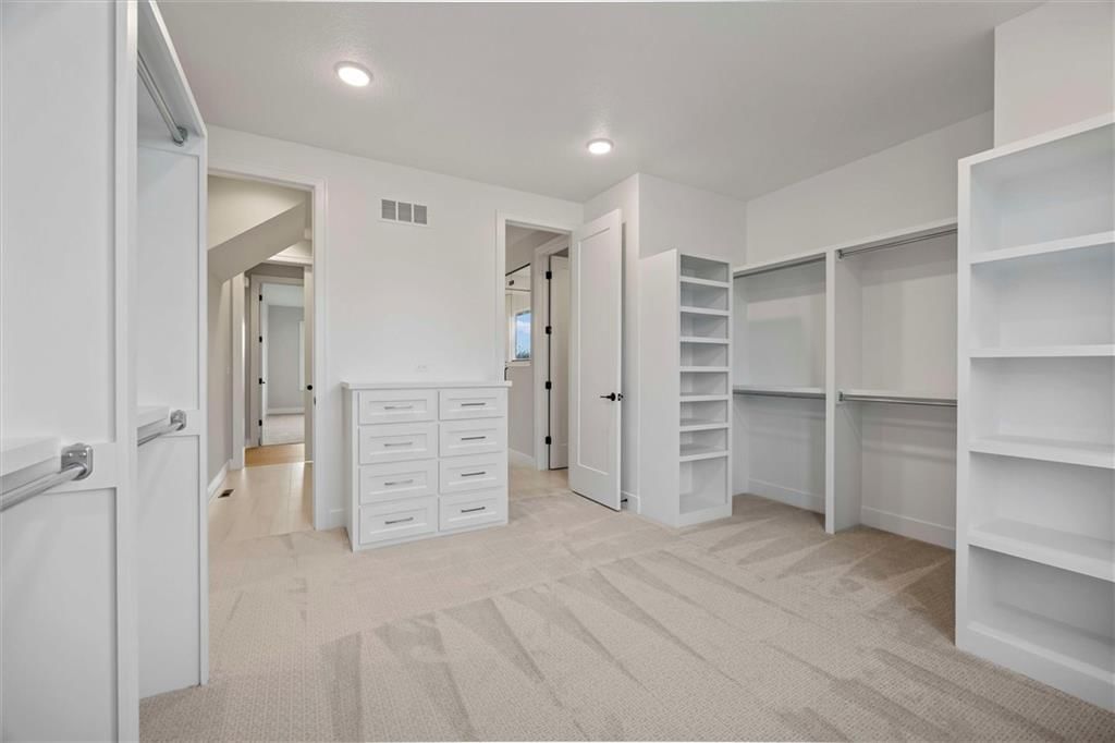 8008 Round Prairie Street — photo 22