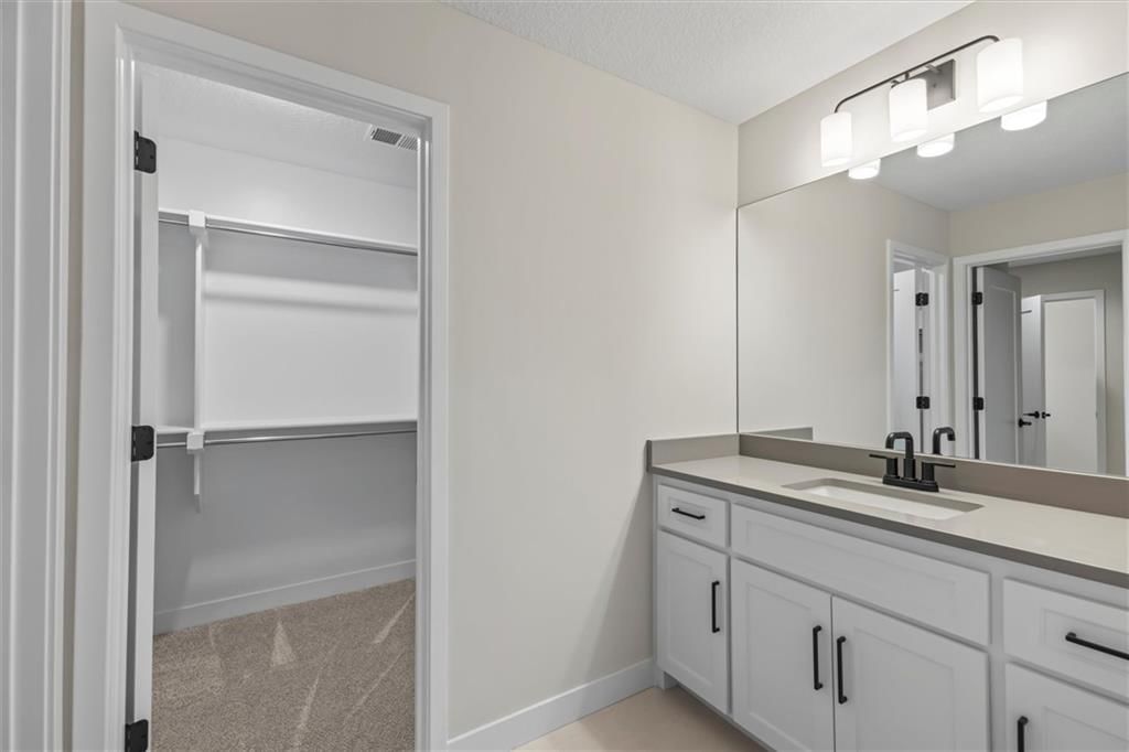 8008 Round Prairie Street — photo 32
