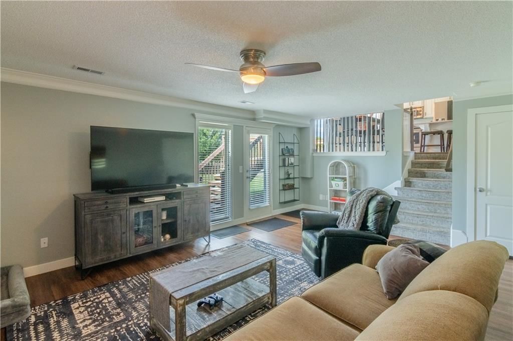 11424 N Ewing Avenue — photo 9