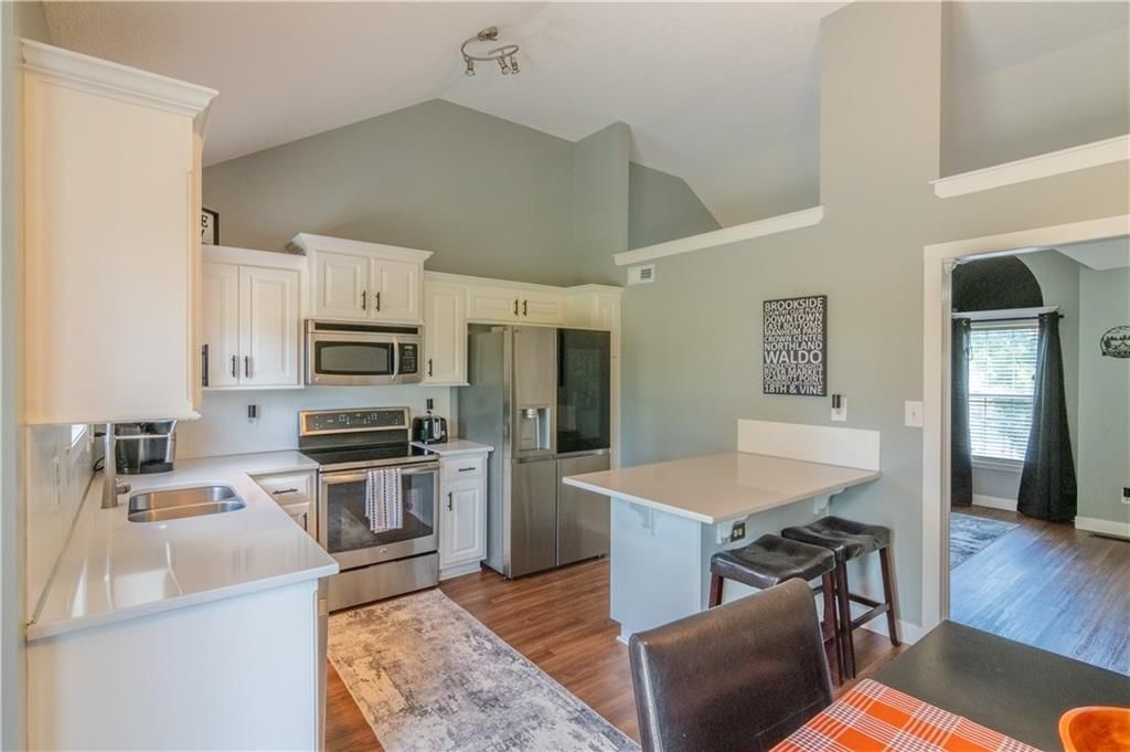 11424 N Ewing Avenue — photo 11