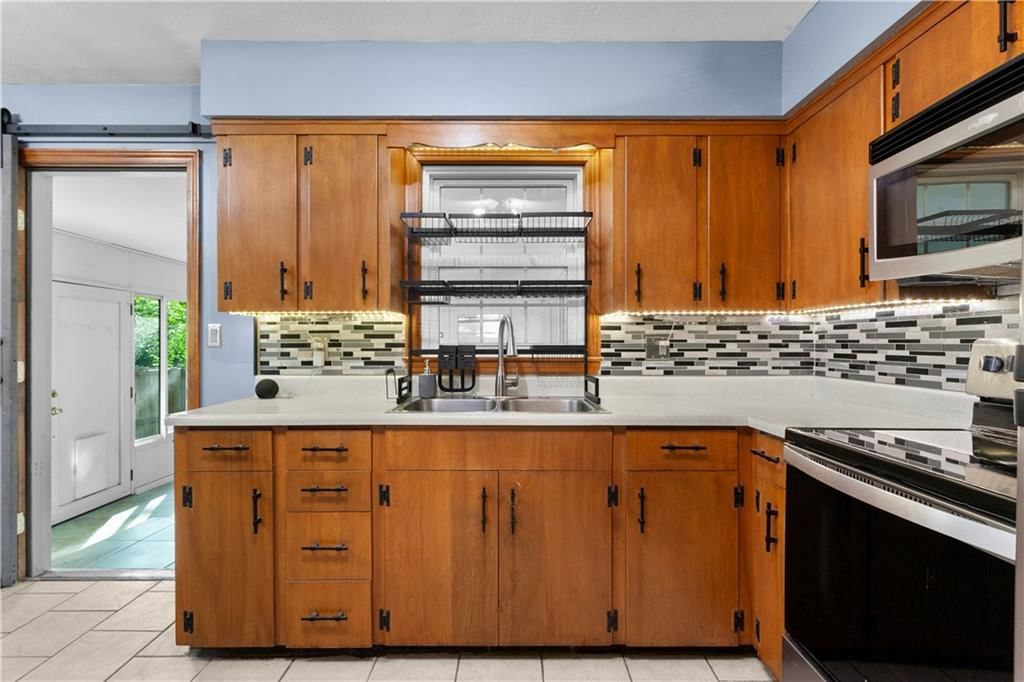 15307 E 44th Terrace S — photo 16