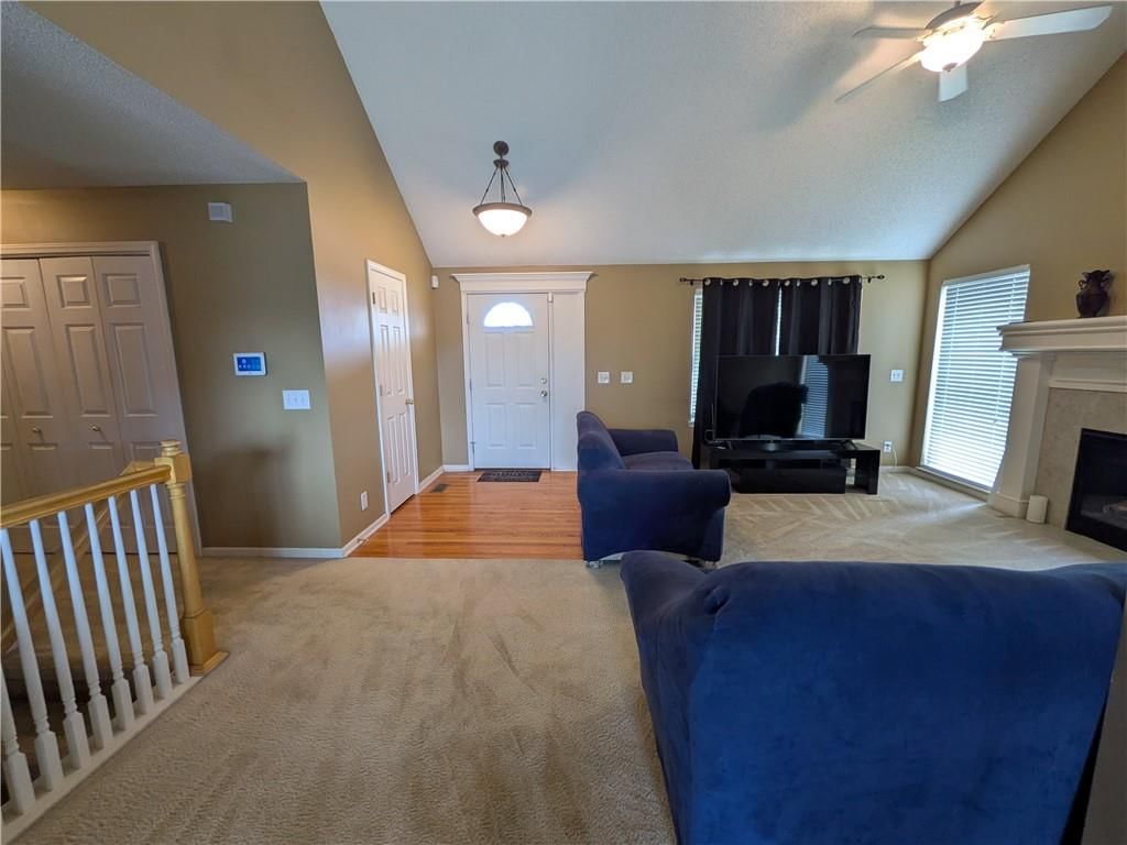 Photo 6 of 29 - 4008 NE 83rd Street