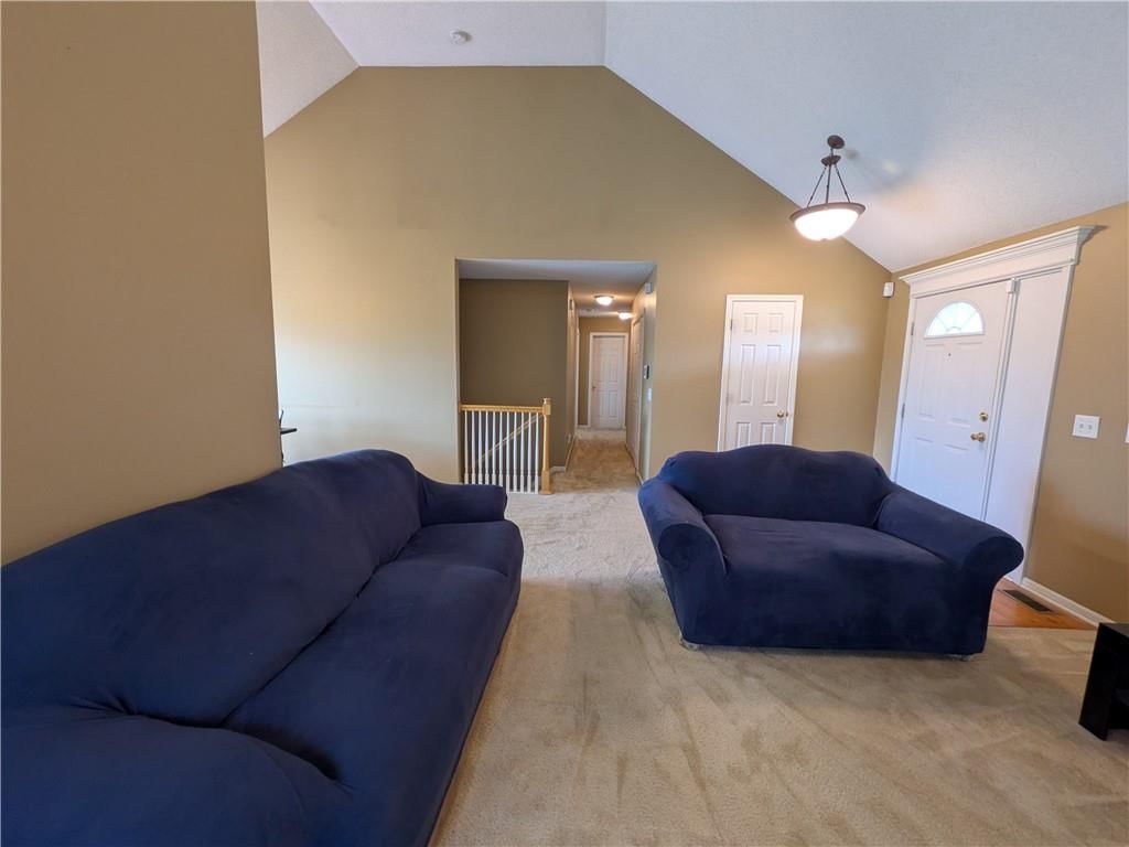 Photo 9 of 29 - 4008 NE 83rd Street