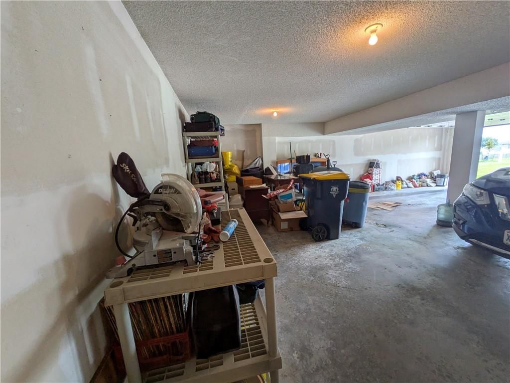 Photo 25 of 29 - 4008 NE 83rd Street