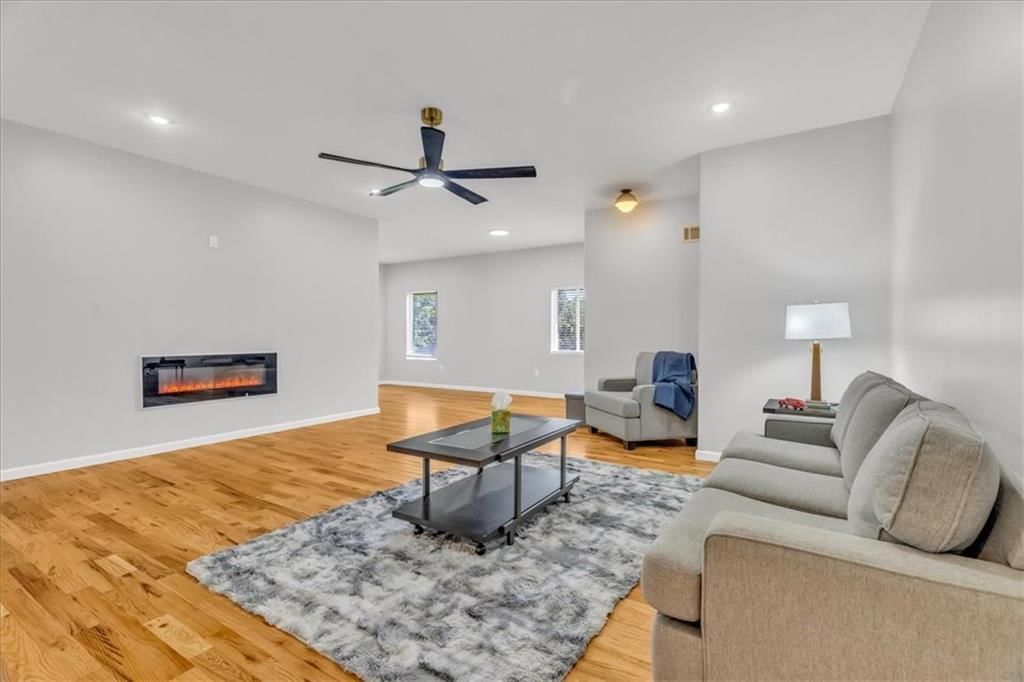 7844 James A Reed Road — photo 10