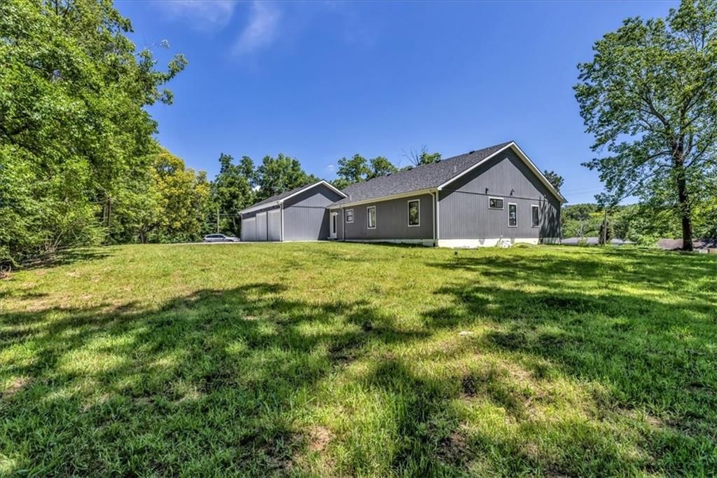 7844 James A Reed Road — photo 33