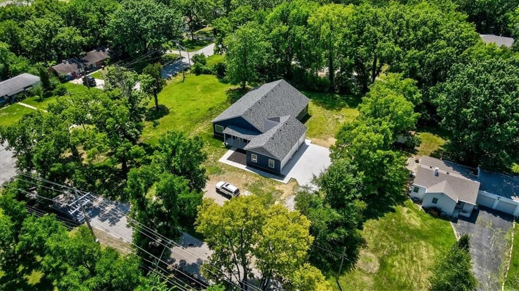 7844 James A Reed Road — photo 36