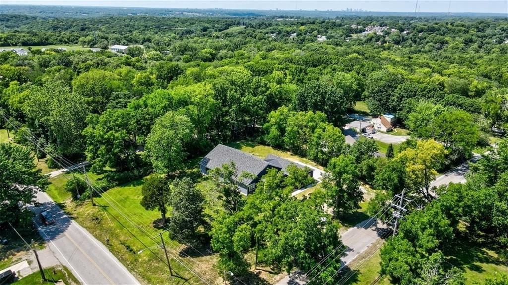 7844 James A Reed Road — photo 39