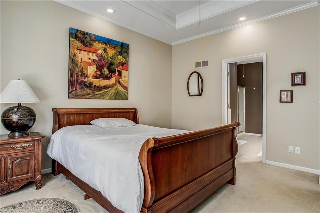 4317 Coachman Drive — photo 8