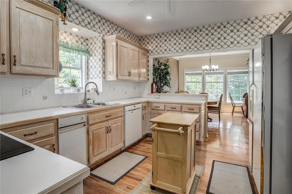 4317 Coachman Drive — photo 14