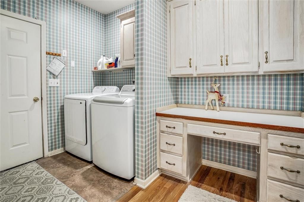 4317 Coachman Drive — photo 15
