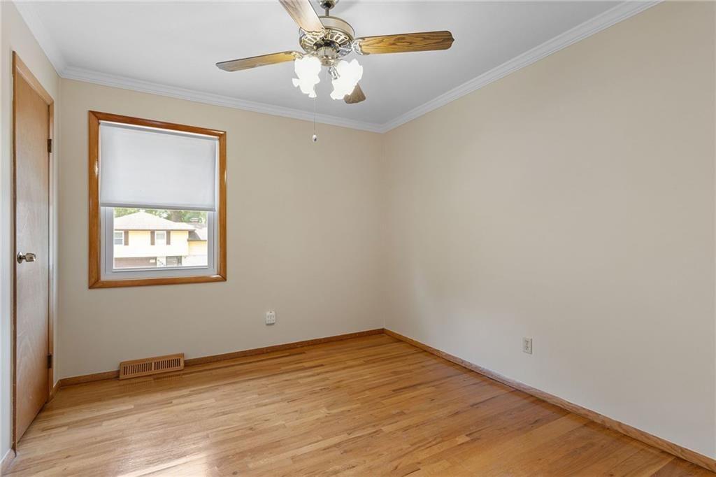 Photo 21 of 35 - 5032 NE 57th Terrace