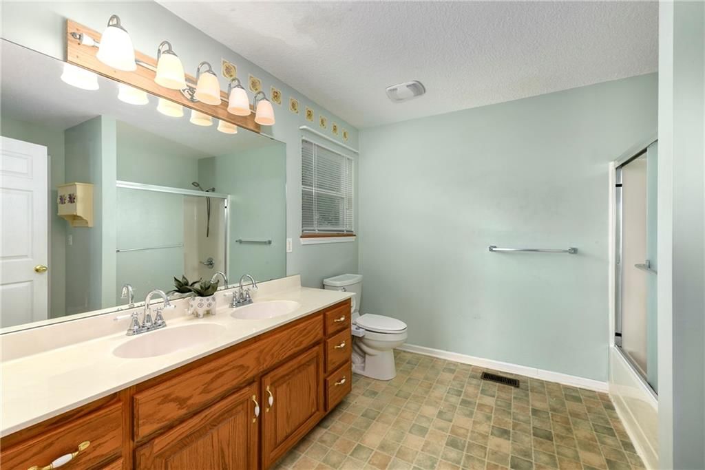 4204 Broadway Terrace — photo 16