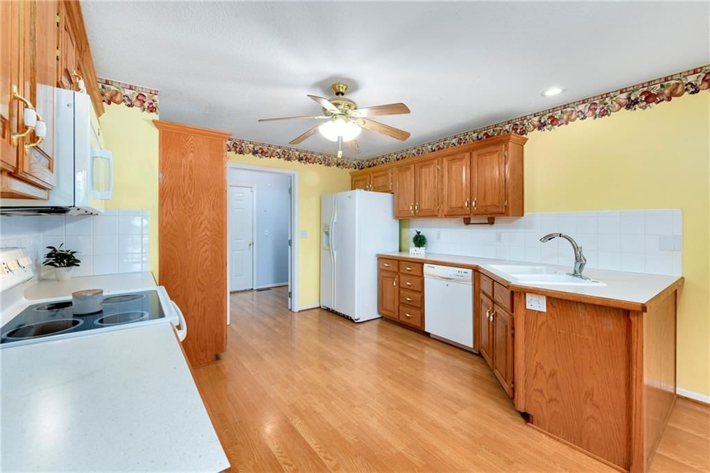 4204 Broadway Terrace — photo 23