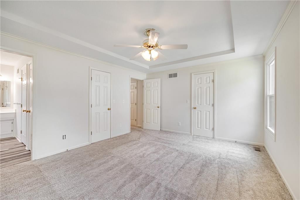 Photo 11 of 26 - 1541 NE Tawny Drive