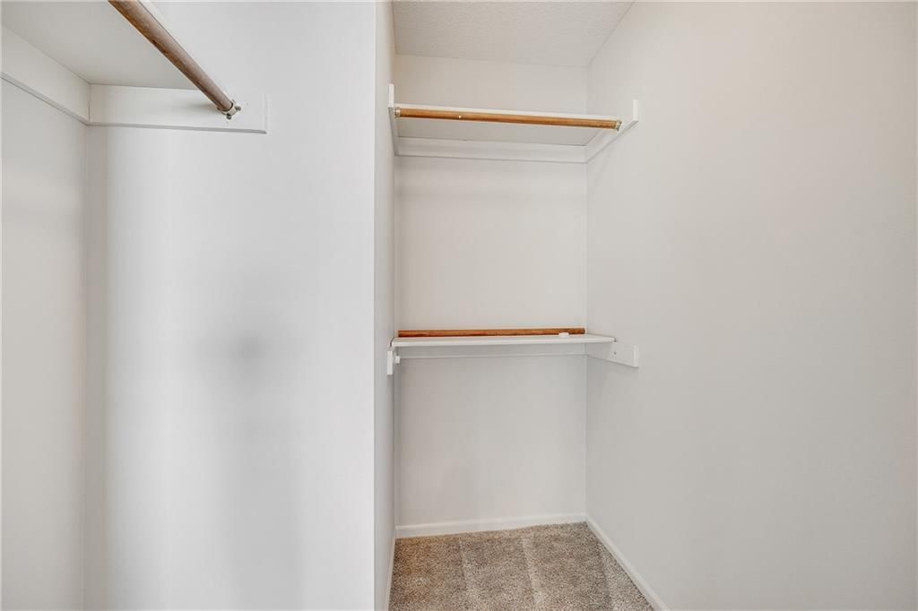 Photo 13 of 26 - 1541 NE Tawny Drive