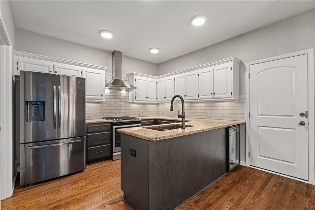 Photo 12 of 57 - 7865 W 157TH Terrace