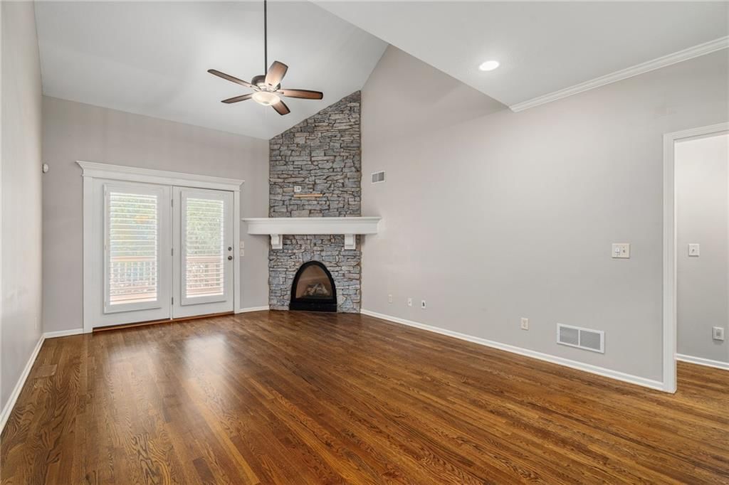 Photo 19 of 57 - 7865 W 157TH Terrace