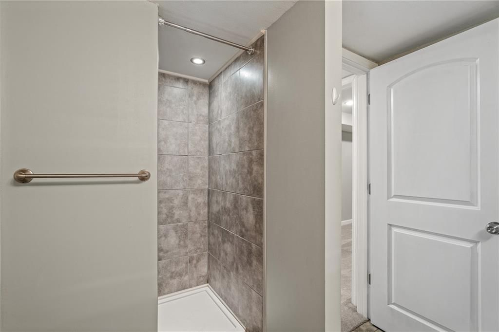 Photo 43 of 57 - 7865 W 157TH Terrace