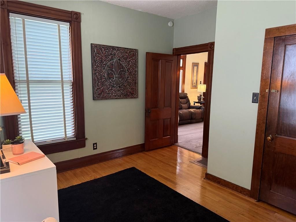 Photo 20 of 21 - 610 N 5th Street