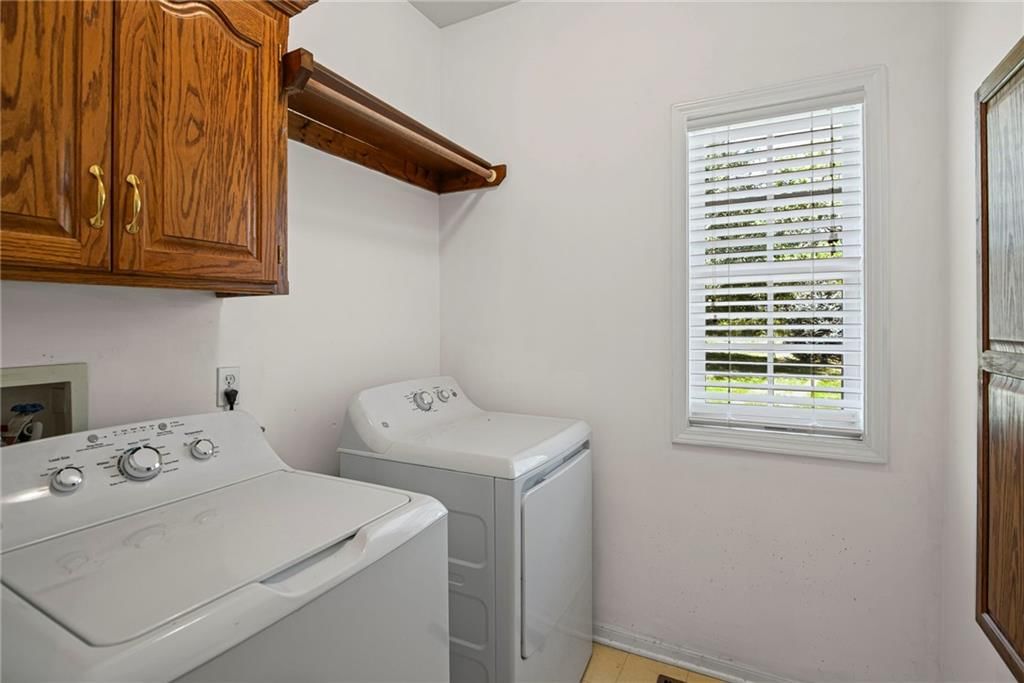 Photo 15 of 43 - 6202 NW 79th Street