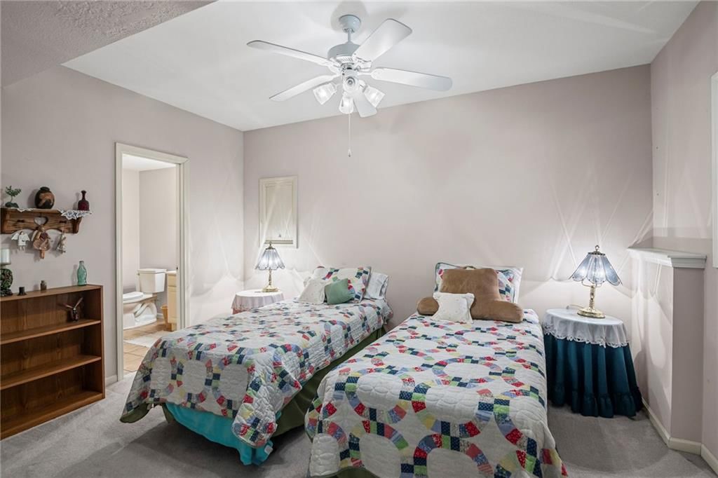 Photo 28 of 43 - 6202 NW 79th Street