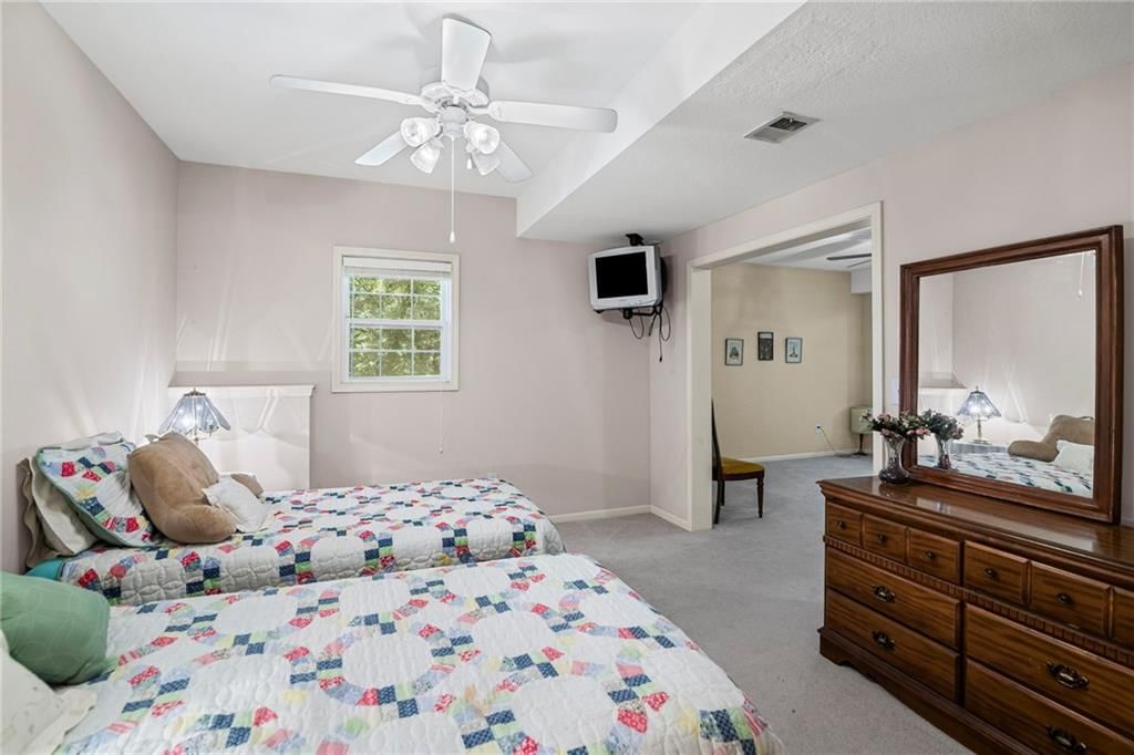 Photo 29 of 43 - 6202 NW 79th Street