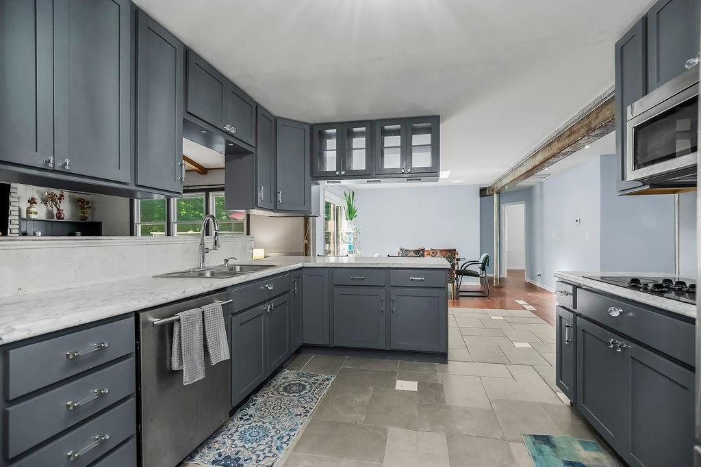 3340 S Crisp Avenue — photo 9