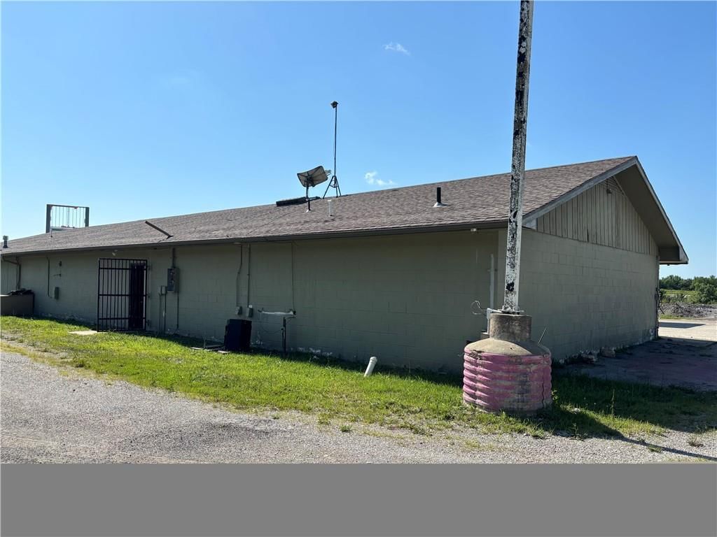 460 John Brown Road — photo 4