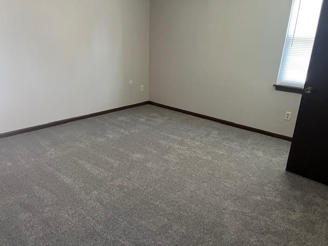 10195 HASKINS Street — photo 3