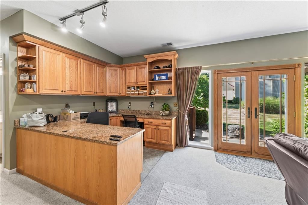 Photo 6 of 41 - 21732 W 122nd Street