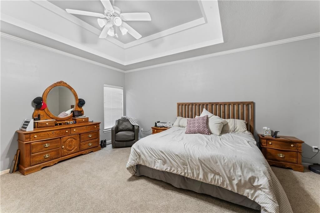Photo 16 of 41 - 21732 W 122nd Street