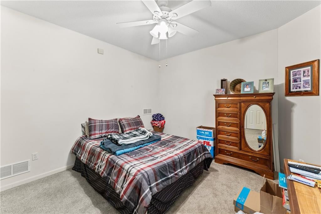 Photo 28 of 41 - 21732 W 122nd Street