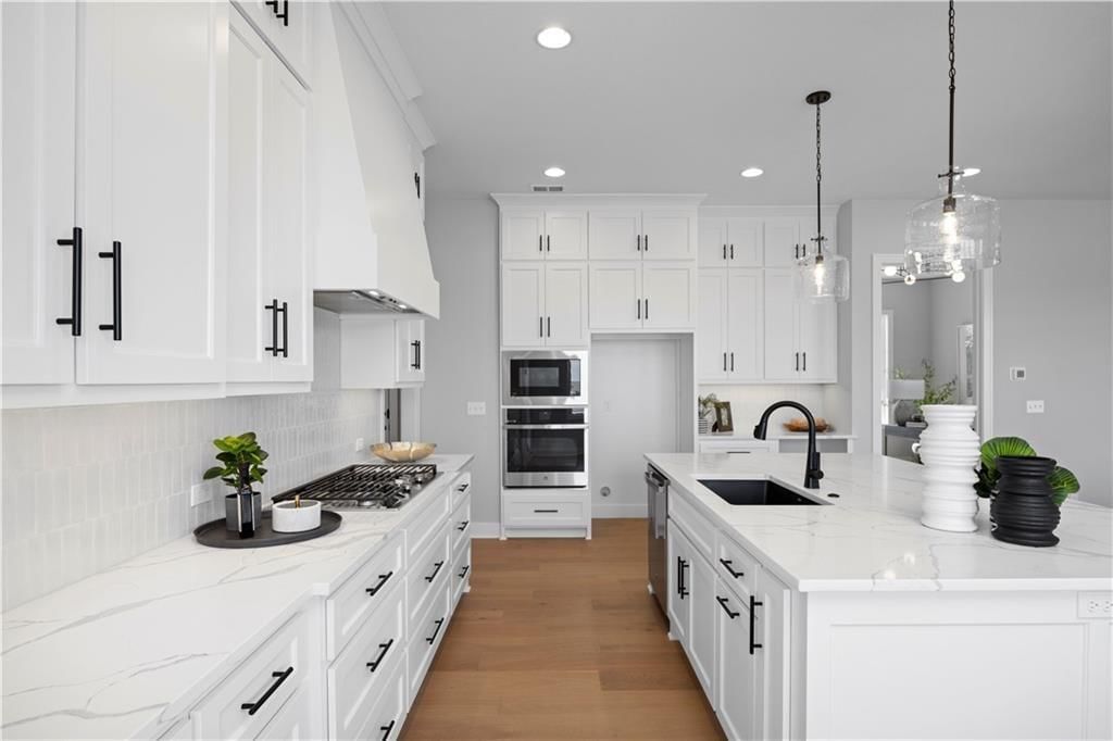22015 W 80th Terrace — photo 10