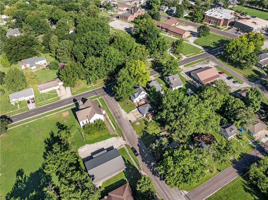 Photo 45 of 56 - 509 S Locust Street