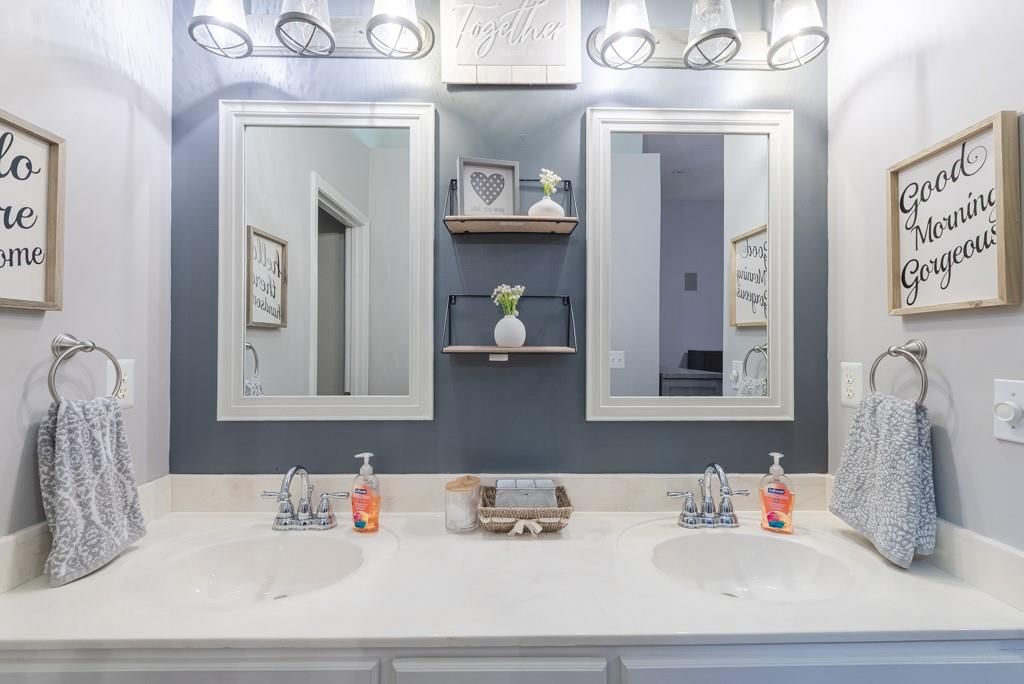 22030 W 51st Terrace — photo 15