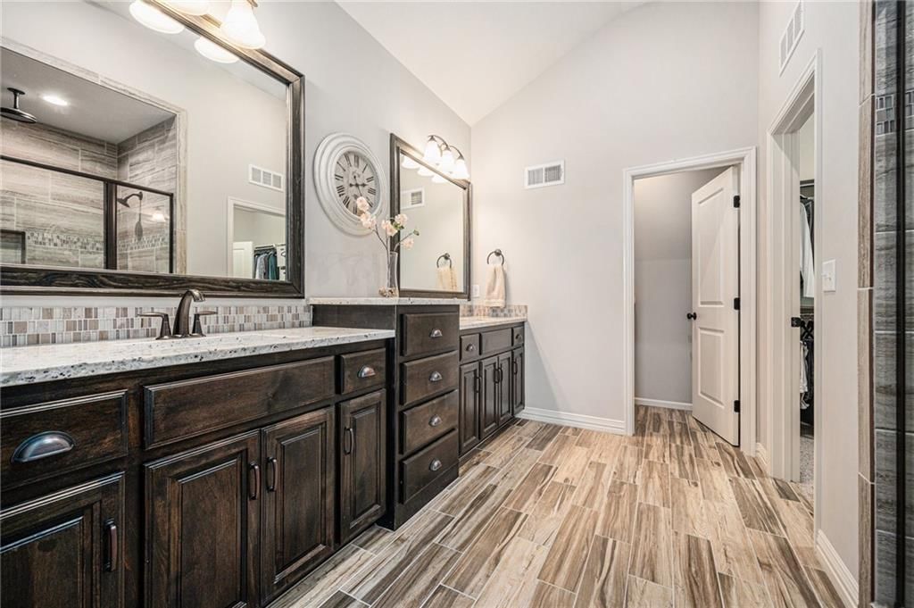 1216 Cothran Court — photo 16