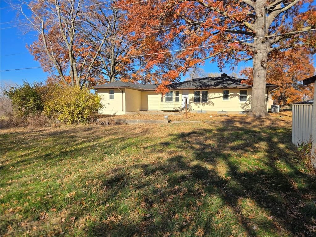 16805 Sunset Drive — photo 3