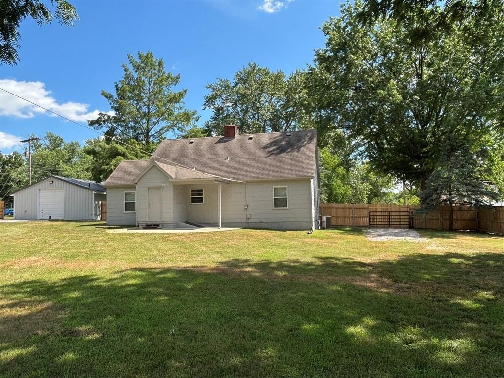 4202 Dr Greaves Road — photo 6