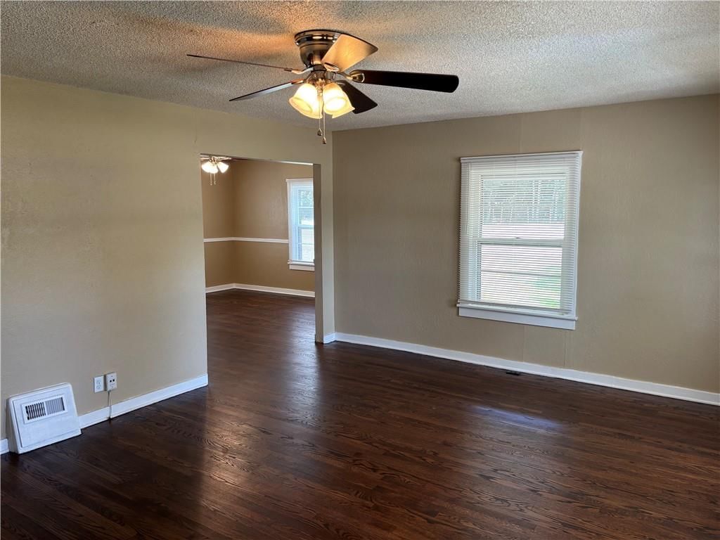 4202 Dr Greaves Road — photo 9
