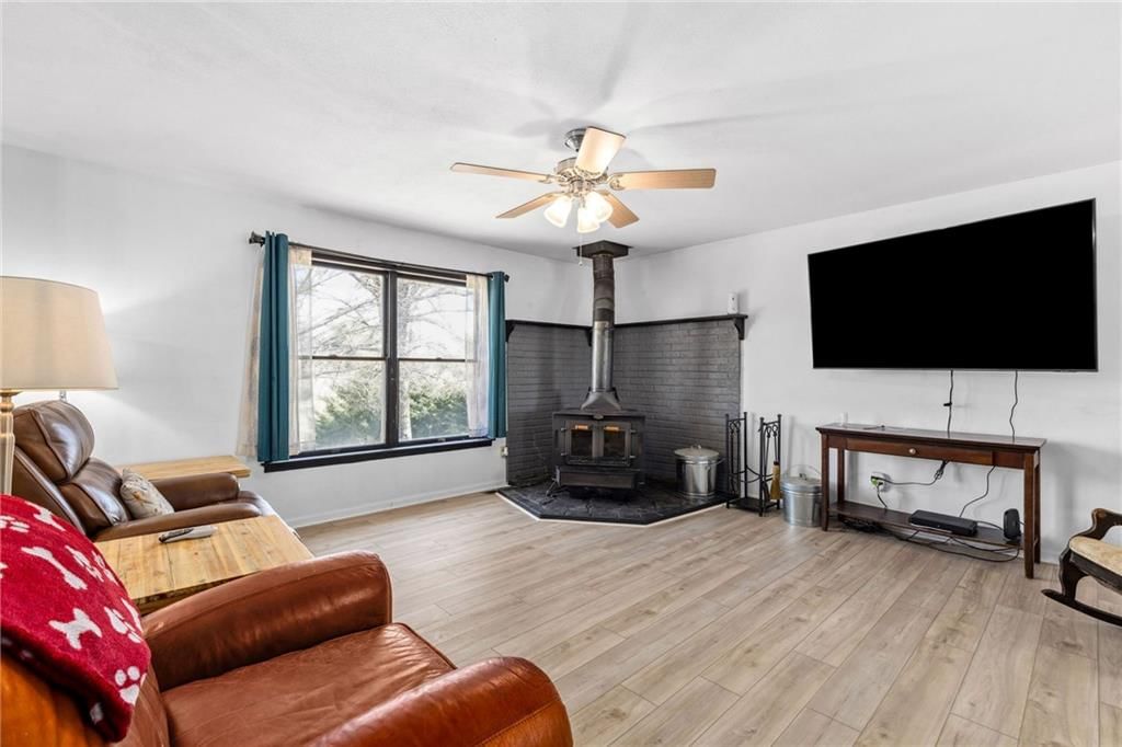 Photo 19 of 47 - 17259 174th Street