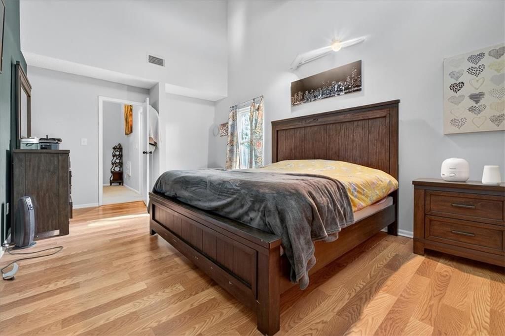 7407 W 56th Terrace — photo 13