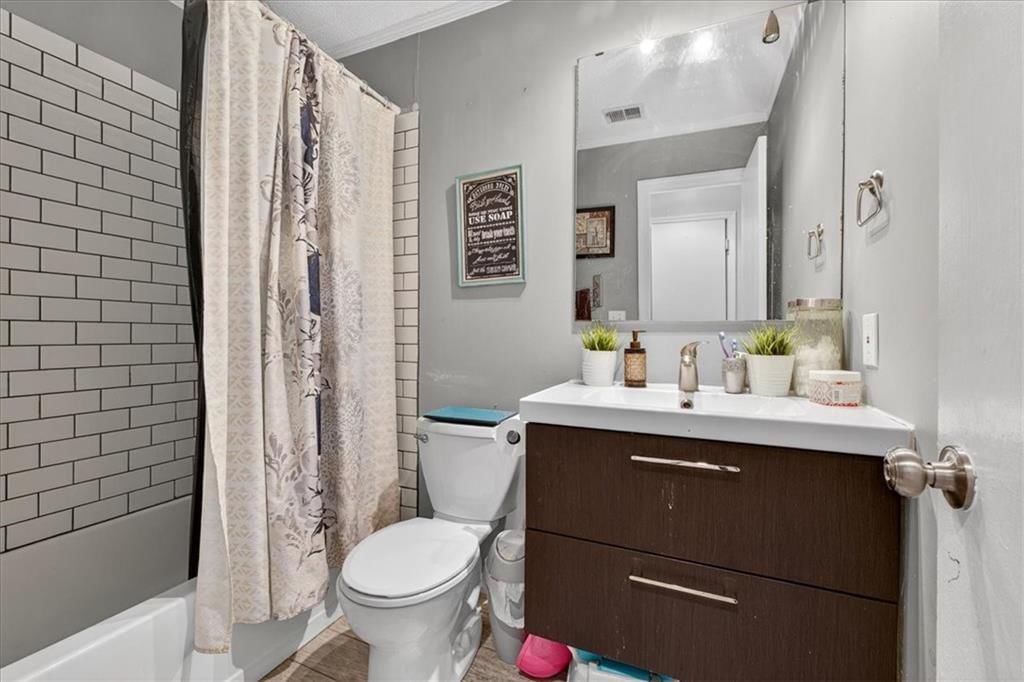 7407 W 56th Terrace — photo 14