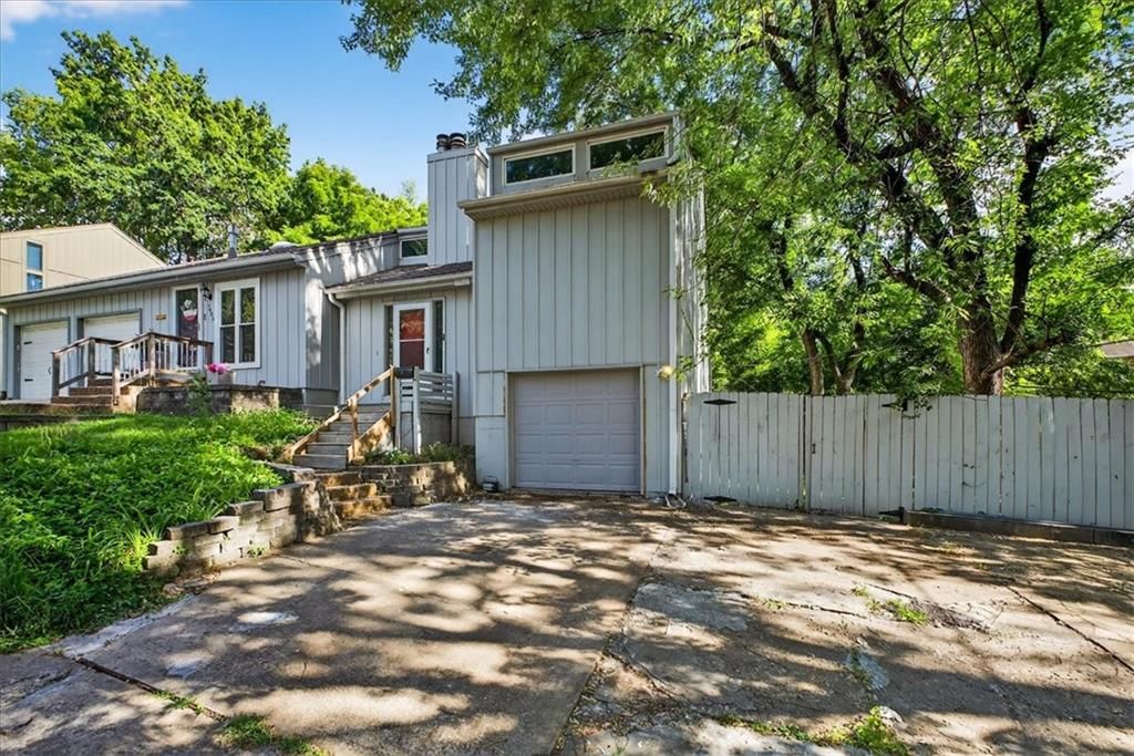 7407 W 56th Terrace — photo 22